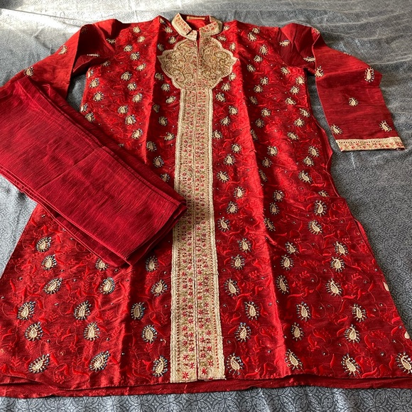 Wedding Sherwani set - Picture 1 of 16